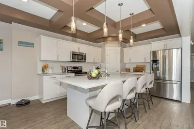 Interior photo 4 of 2304 89 ST SW