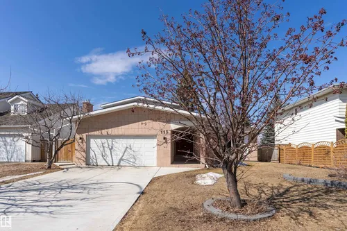 123 WESTRIDGE RD NW, Edmonton - $607,900