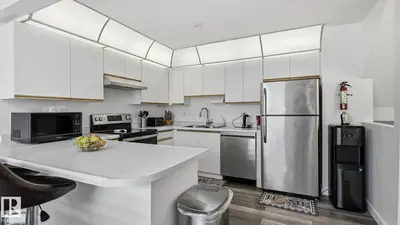 Interior photo 3 of #17 9505 176 ST NW