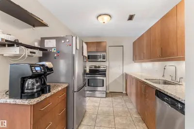 Interior photo 4 of 2324 151 AV NW NW
