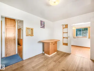 Interior photo 4 of 12418 125 ST NW