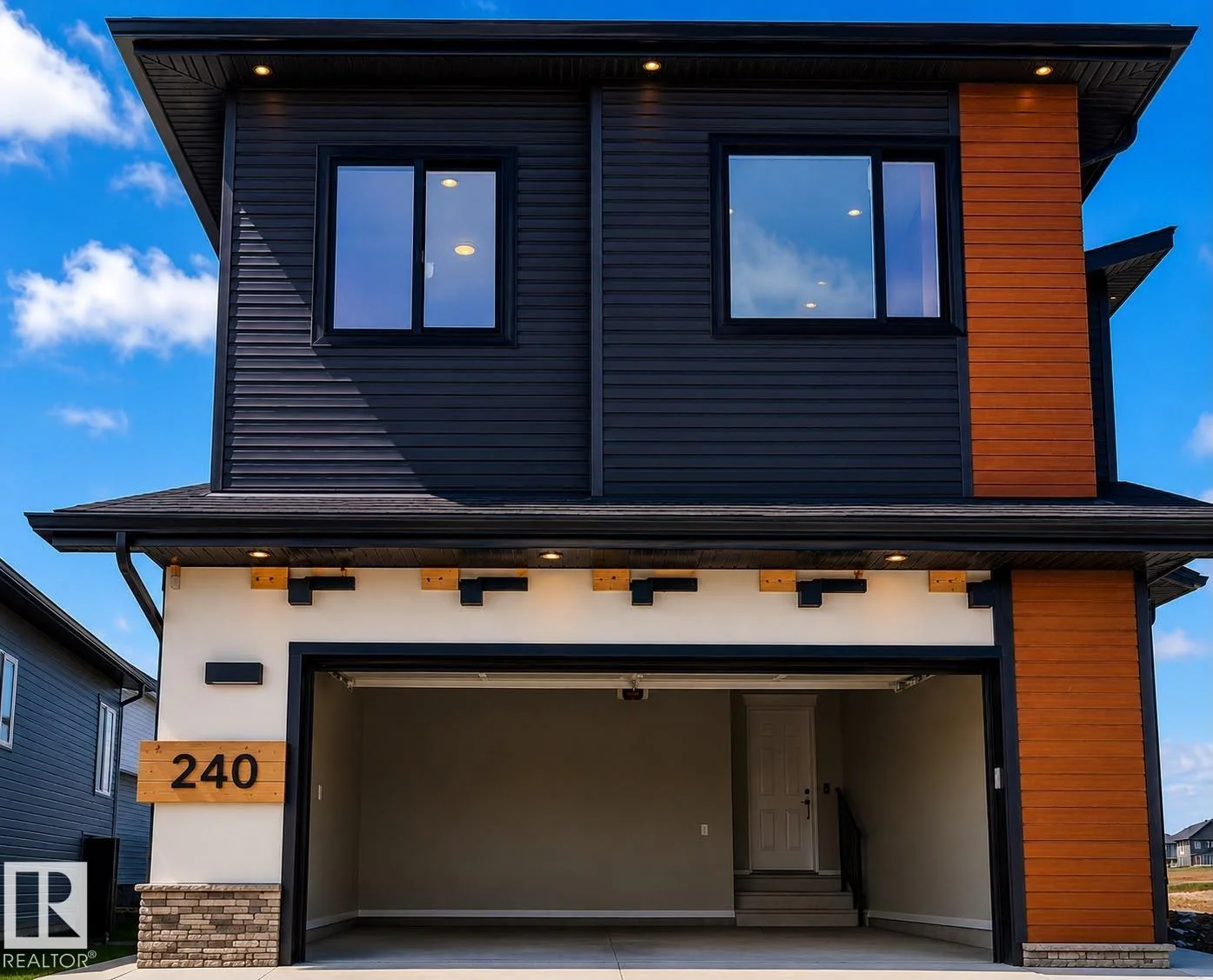 240 166 AV NE NE, Edmonton - 5 bedroom Detached Single Family for sale