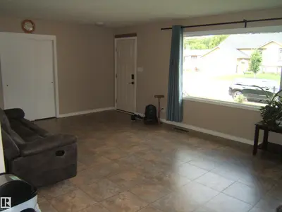 Interior photo 4 of 4337 48A ST