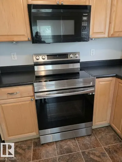 Interior photo 4 of 12732 120 ST NW