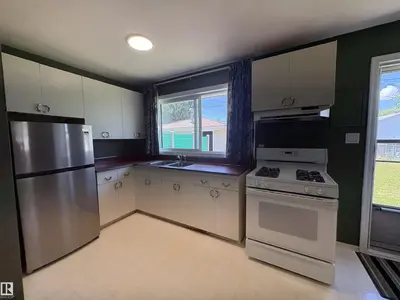 Interior photo 2 of 13032 90 ST NW