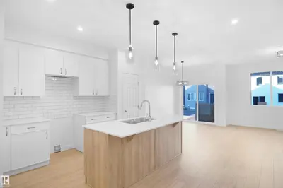 Interior photo 3 of 17715 7 ST NE