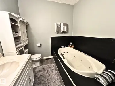 Interior photo 2 of 5119 56 AV