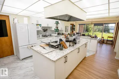 Interior photo 1 of 60528 Range Road 112