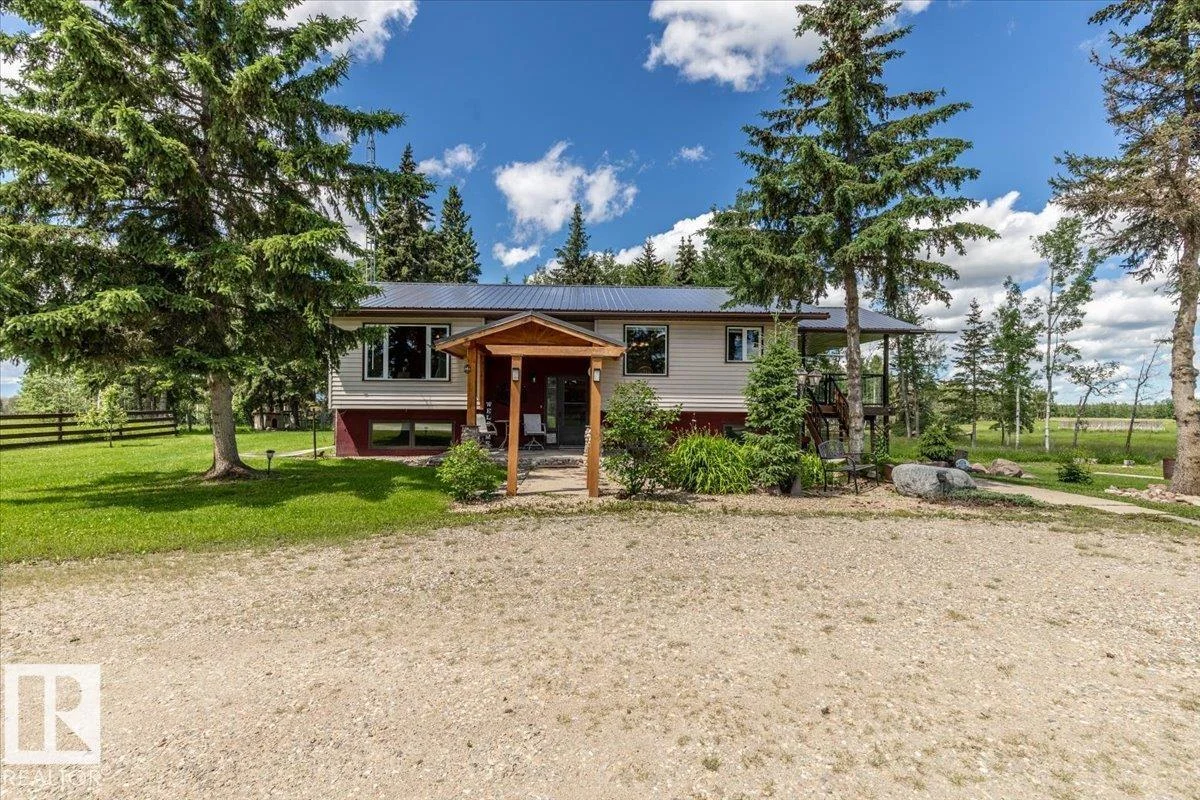 32052 Twp Rd 452, Rural Ponoka County - 4 bedroom Detached Single Family for sale