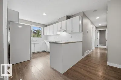 Interior photo 2 of 1291 LAKEWOOD RD W NW