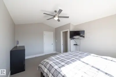 Interior photo 3 of 3302 67 ST