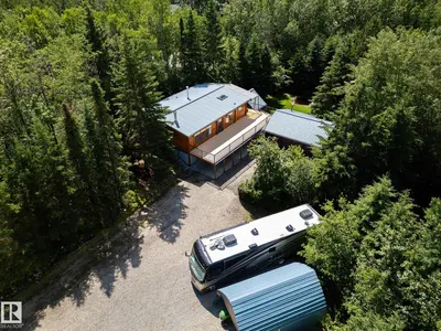 Interior photo 1 of #157 52152 RGE ROAD 225