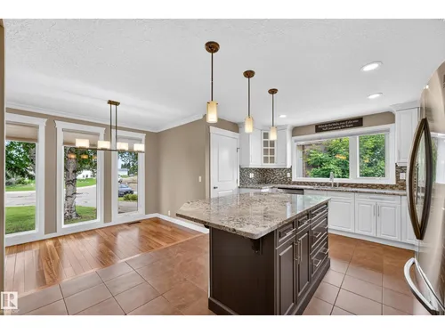 12819 45 ST NW, Edmonton - $519,000
