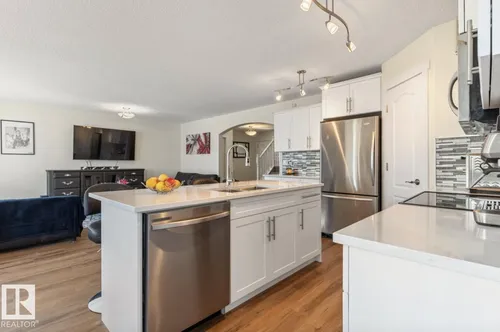 1007 Macewan Cl SW, Edmonton - $584,999