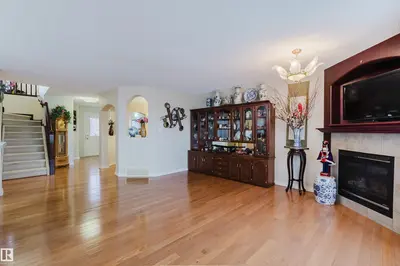 Interior photo 3 of 1764 MELROSE CR SW