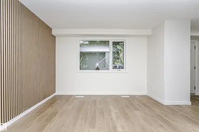 Interior photo 2 of 5418 144B AV NW