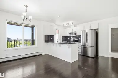 Interior photo 2 of #435 5515 7 AV SW