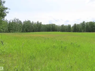 Interior photo 2 of 7227 TWP ROAD 560