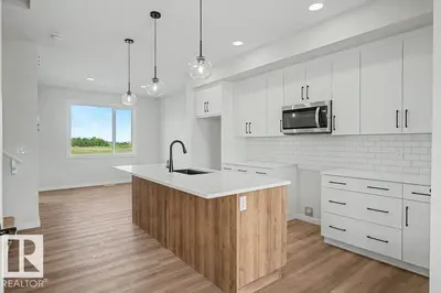 Interior photo 2 of 400 Stiles Bend
