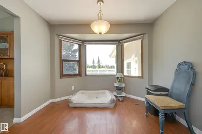 Interior photo 4 of 10527 32 AV NW