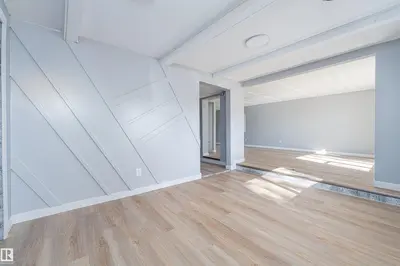 Interior photo 1 of 5302 54 AV