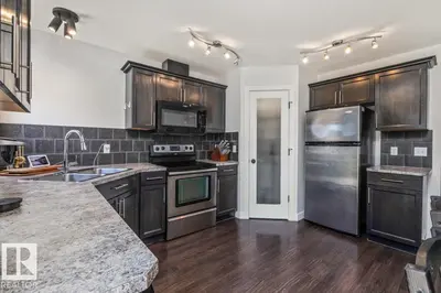 Interior photo 1 of 125 BIRCHWOOD CL