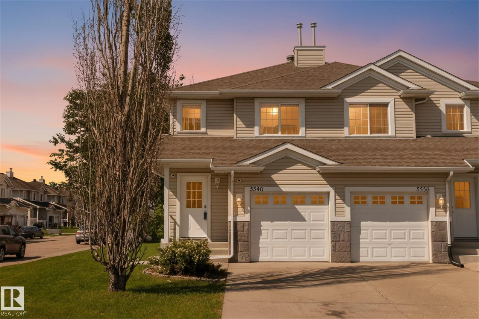 5540 163 AV NW, Edmonton - 4 bedroom Duplex for sale