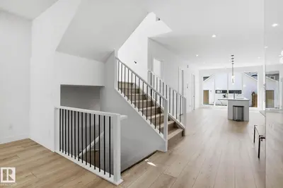 Interior photo 2 of 14315 98 AV NW NW