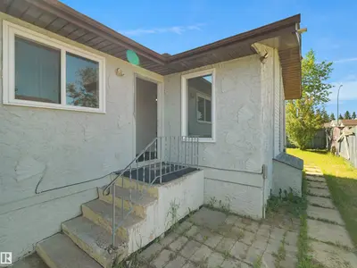 Interior photo 2 of 4827 17 AV NW