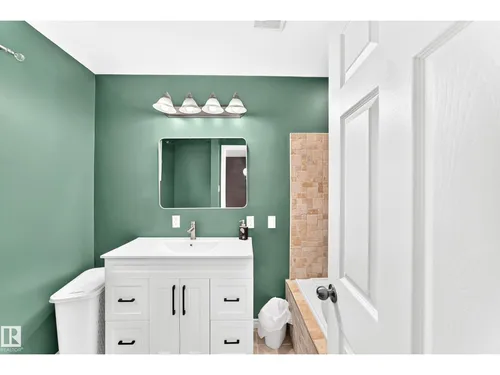 1763 48A ST NW, Edmonton - $456,900