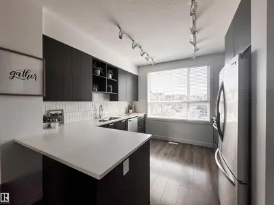 Interior photo 2 of #21 100 JENSEN LAKES BV