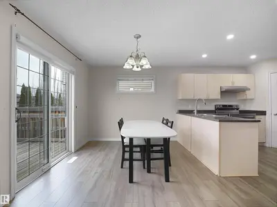 Interior photo 2 of 7407 SINGER LD NW
