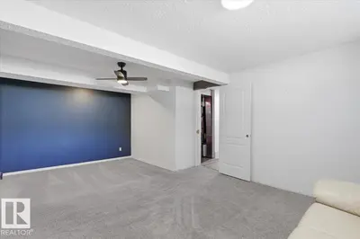 Interior photo 4 of 4507 46 AV
