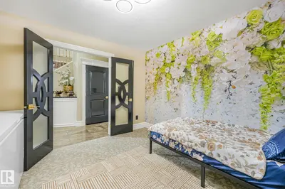 Interior photo 4 of 1511 68 ST SW SW