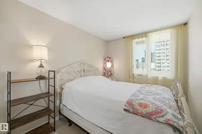 Interior photo 4 of #601 10125 109 ST NW