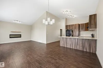 Interior photo 2 of 1346 CUNNINGHAM DR SW