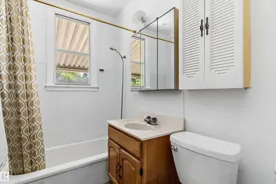 Interior photo 4 of 11619 123 ST NW