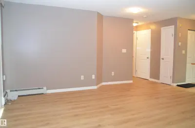 Interior photo 3 of 