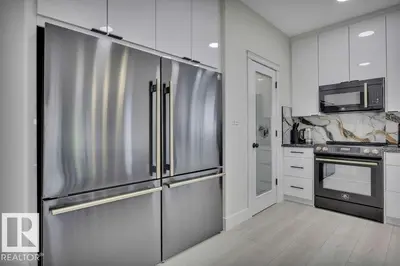 Interior photo 4 of 5010 DONSDALE DR NW