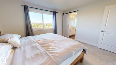 Interior photo 4 of 3805 CHERRY LO SW