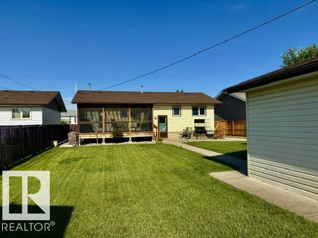 5817 52 ST, Vegreville - 5 bedroom Detached Single Family for sale