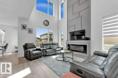 Interior photo 2 of #3525 42 Ave