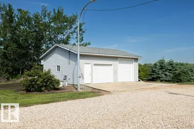 Interior photo 3 of 25023 Twp Rd 612