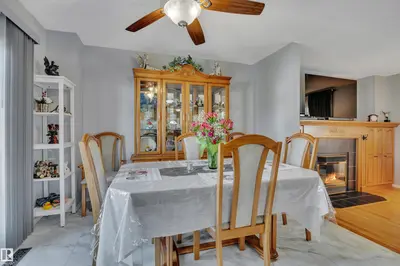 Interior photo 3 of 184 Garwood Cres