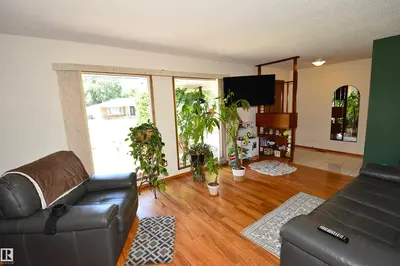 Interior photo 2 of 58 WILSON CR