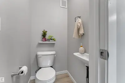 Interior photo 3 of #82 1816 RUTHERFORD RD SW