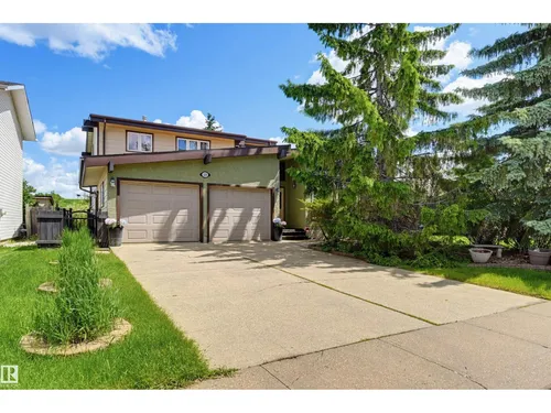 3211 104 ST NW, Edmonton - $599,800
