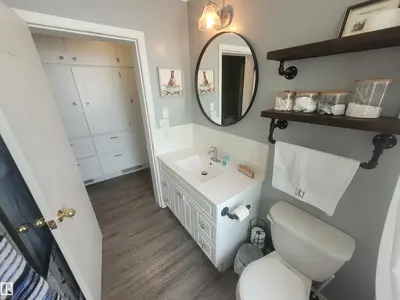 Interior photo 4 of 4818 52 ST