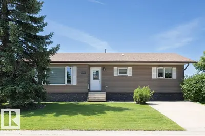 Interior photo 1 of 10420 111 AV