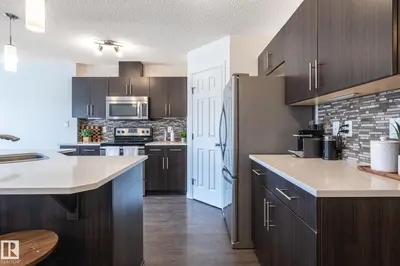Interior photo 3 of 2537 COUGHLAN RD SW